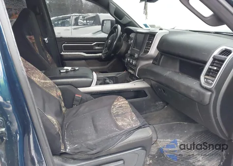 2023 Ram 1500 Big Horn 4X4 5'7 Box из США, поврежденный, VIN 1C6RRFFG8PN698480